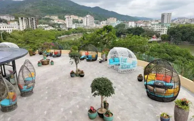 Penglai Hotel