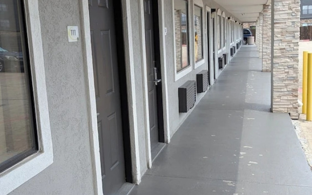 Platinum Inn and Suites Houston