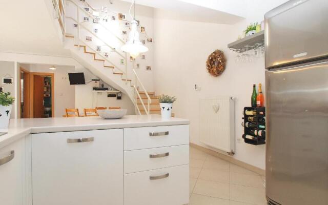 House Kada 1572