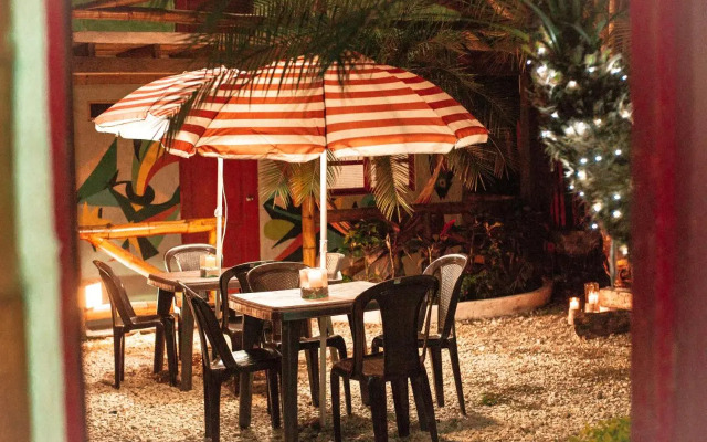 Pop House Montañita