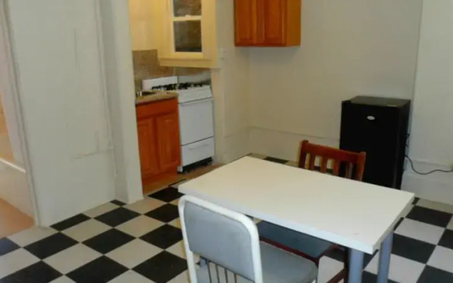 Winston Arms Apartments
