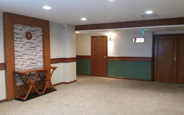 Abdul Razak Hotel Apartment