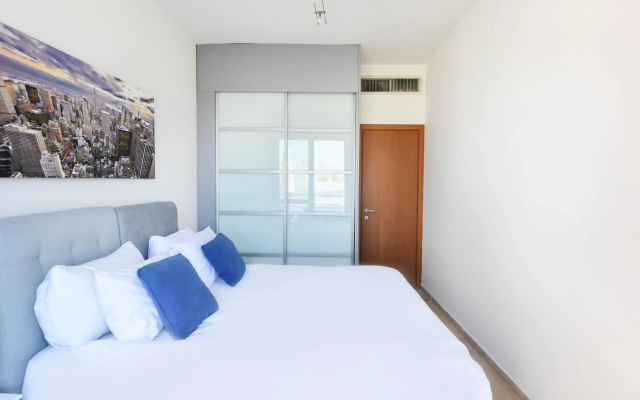 Bright 2BR in Shenkin by HolyGuest