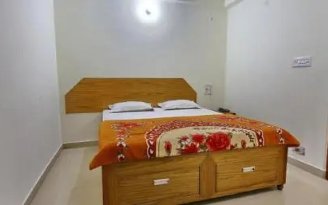 Aditya Hotel Orchha