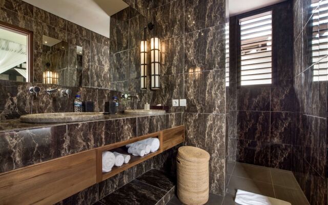 Luxury 12 Bedroom Villa With Private Pool, Bali Villa 2081