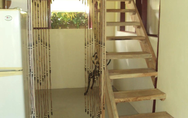 Riversideview House