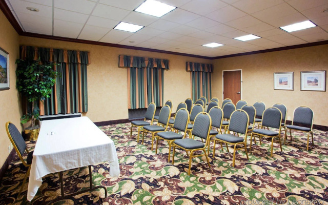 Holiday Inn Express & Suites Troy by IHG