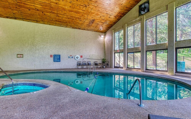 Pinecrest Townhomes-1KING and 2BUNK UNIT