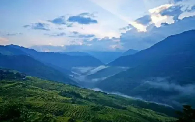 Longsheng Guyi Station