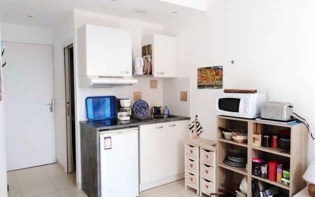 Studio In Cannes With Wonderful City View And Wifi 200 M From The Beach