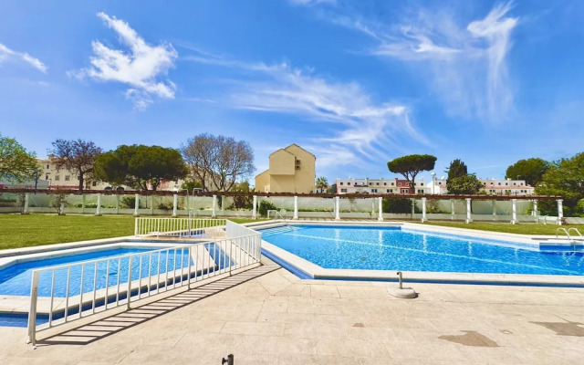 Vilamoura Central 11 With Pool by Homing