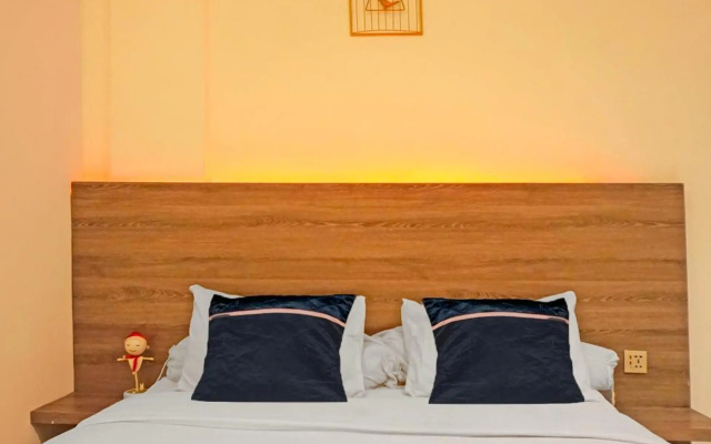 Hotel O near Ringroad City Walk XXI formerly Mitrotel Medan – Guest Rooms – Medan