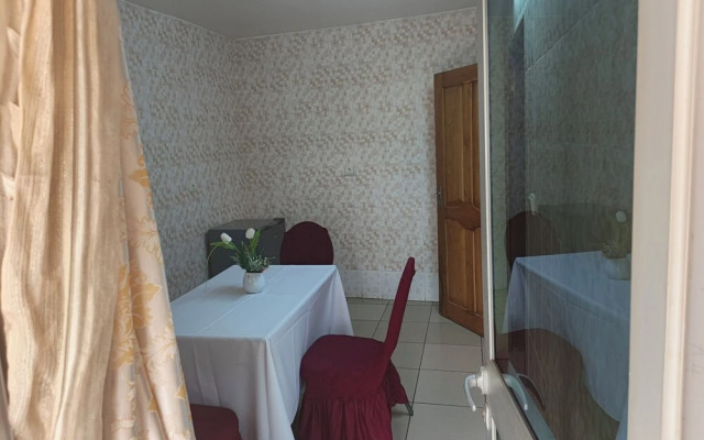 Newtown Palace Hotel