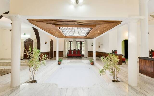 OYO 14145 Home Spacious 4BHK Villa Elamakkara