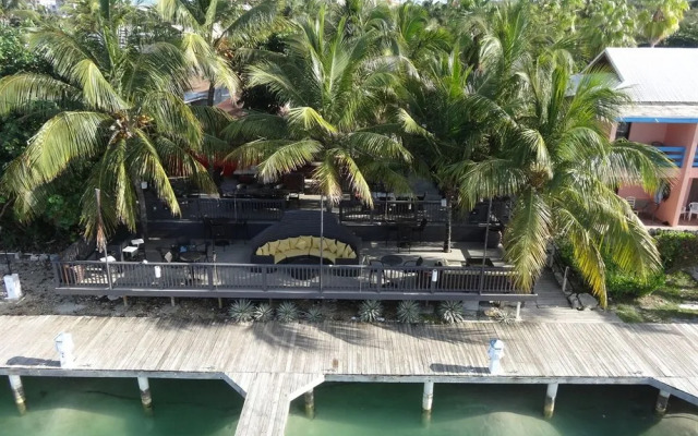 Turtle Cove Hotel & Residence