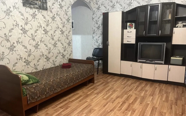 Apartments on Matrosova Street