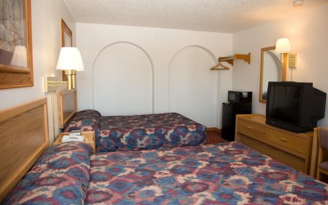 North Country Inn & Suites