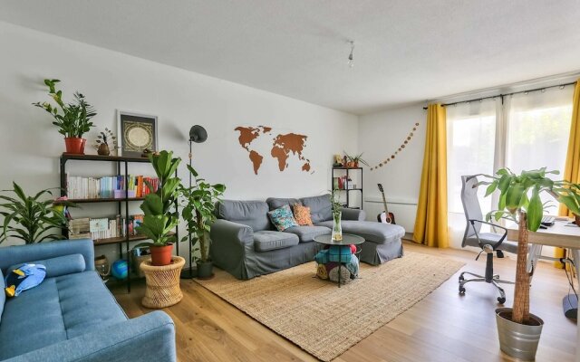 Charming 3 Room Apartment With Terrace - Strasbourg