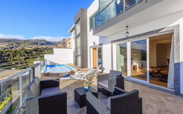 Casa da Belita by OurMadeira