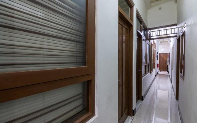 OYO 1082 Kost Arie 1