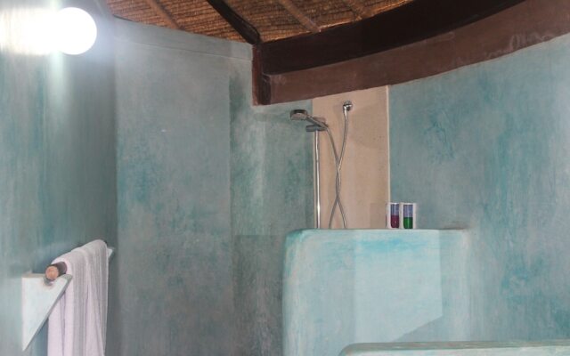 Mushroom Bay Villas Hut