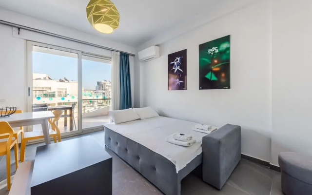 2-br Apartment by the Beach - Jasemin