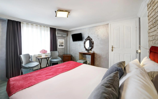 Serenity Hotel