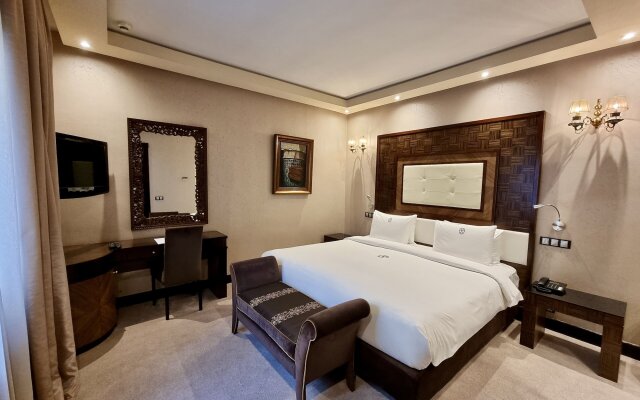 Hotel Art Palace Suites & Spa