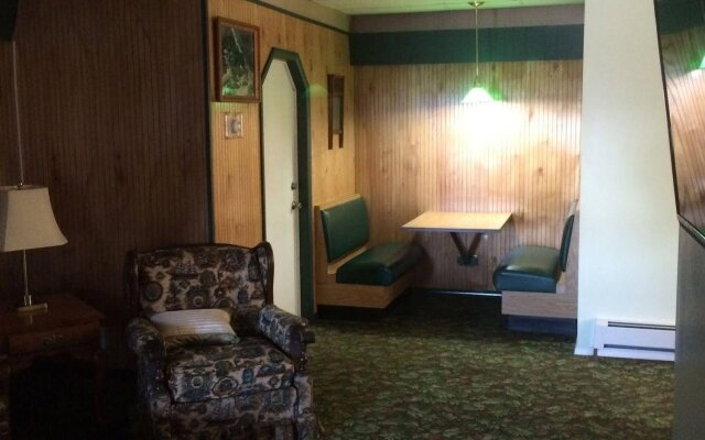 The Evergreen Motel