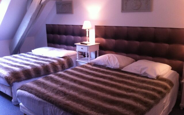 Au Cheval Blanc Hôtel et Restaurant