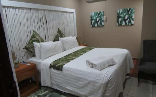 Nkanhe Lodge