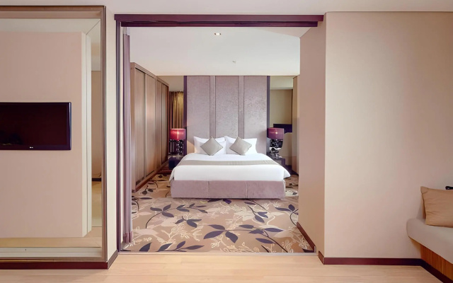 Garden Palace Hotel – Guest Rooms – Surabaya