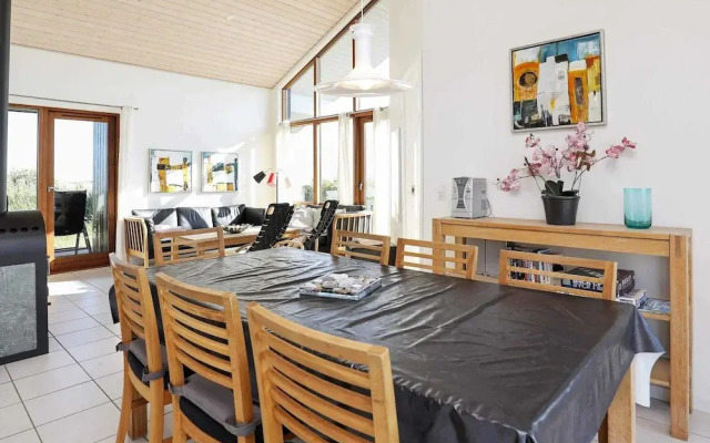 8 Person Holiday Home in Ulfborg-by Traum