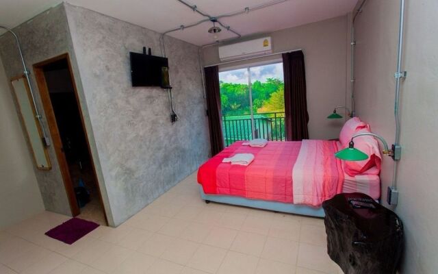 Khaolak Big Bike and Room for Rent