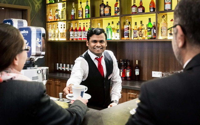 Best Western Plus Royal Suites