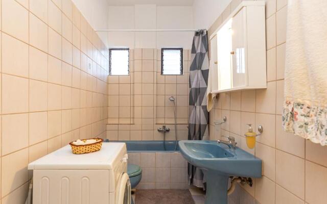 Dimitra House - Corfiot country side getaway
