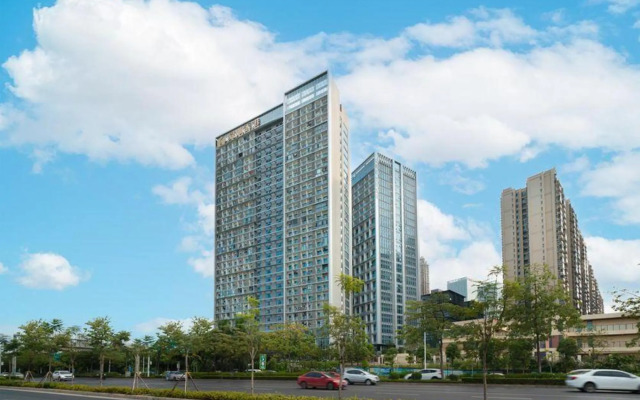 Qing shi guang apartment(greenland Central Plaza store)