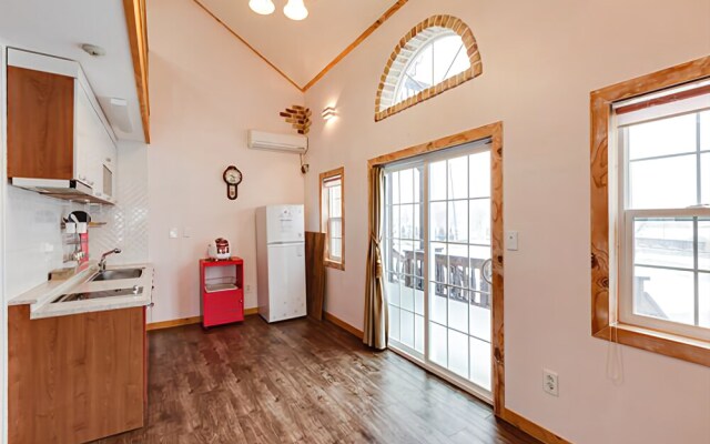 Mungyeong Sunflower Pension&camping Site