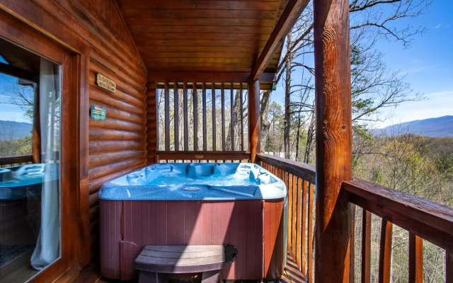 Constellation Station View Hot Tub Fireplace