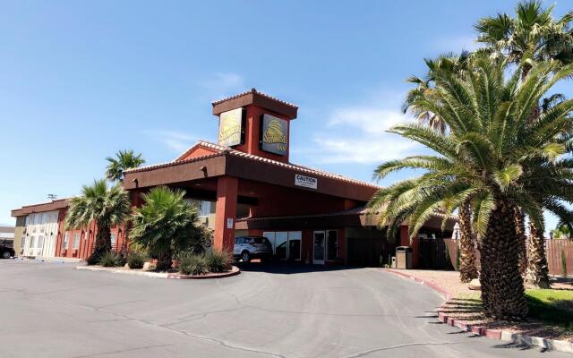 Sunrise Inn Hotel