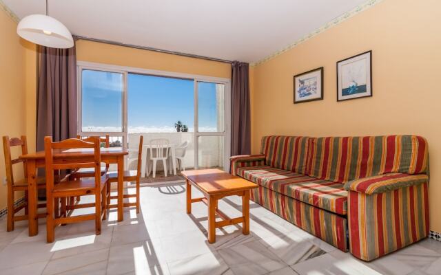 Apartamentos Río Marinas Canovas Nerja