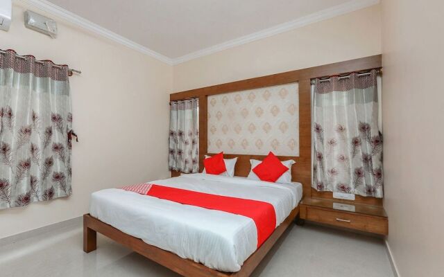 Oyo 24264 Monisha Residency
