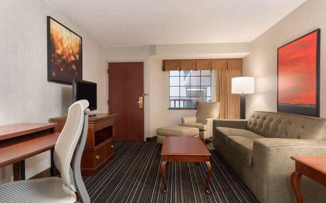 Sonesta Suites Dallas Park Central