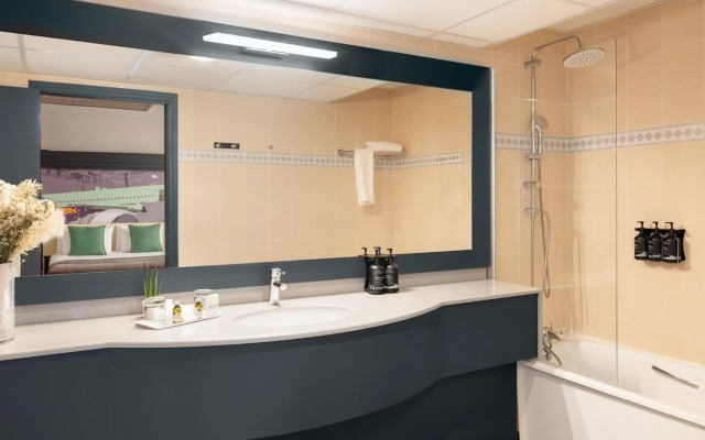 Holiday Inn Toulouse Airport by IHG