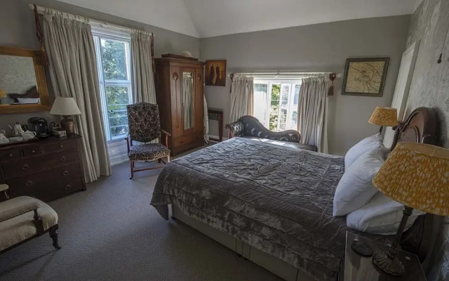 Carrick's At Castle Farm