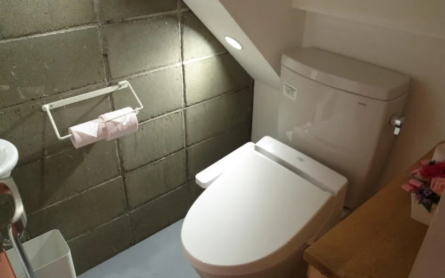 Kawaramachi Dormitory - Hostel