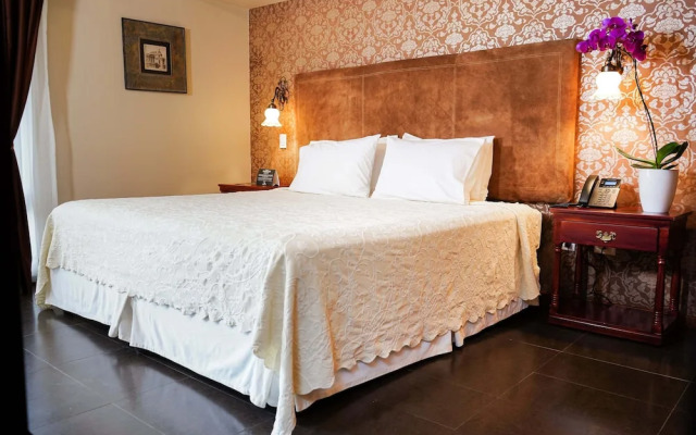 Uzhupud Garden Hotel & lodge