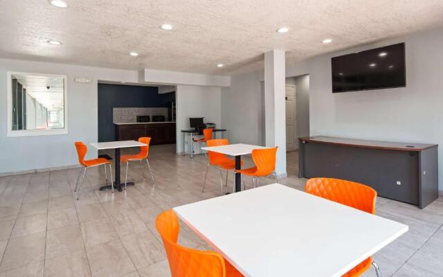 SureStay Hotel by Best Western Olathe