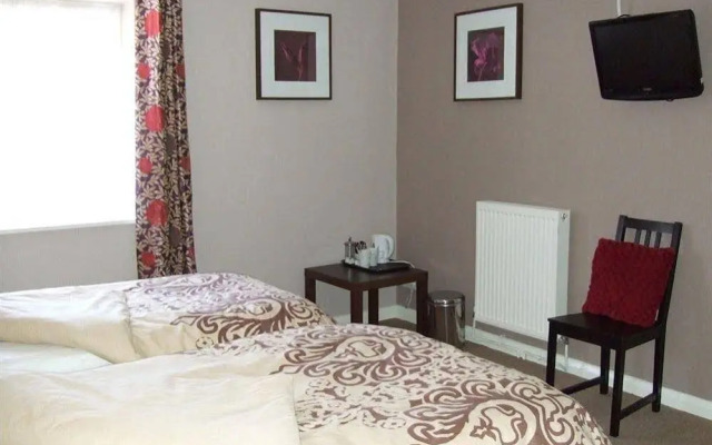 The Roebuck - Travel accommodation
