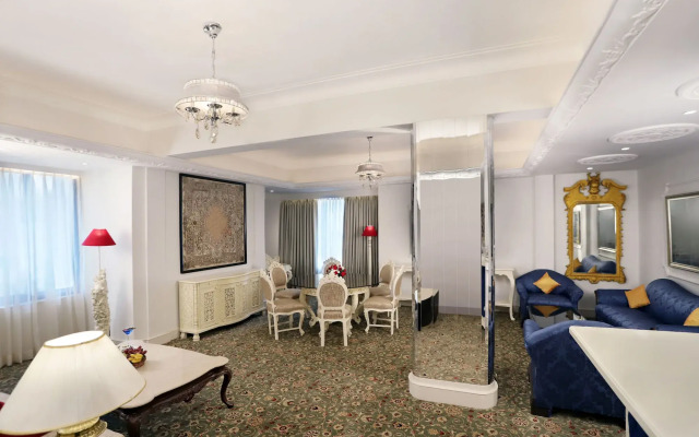 The Ambassador, Mumbai